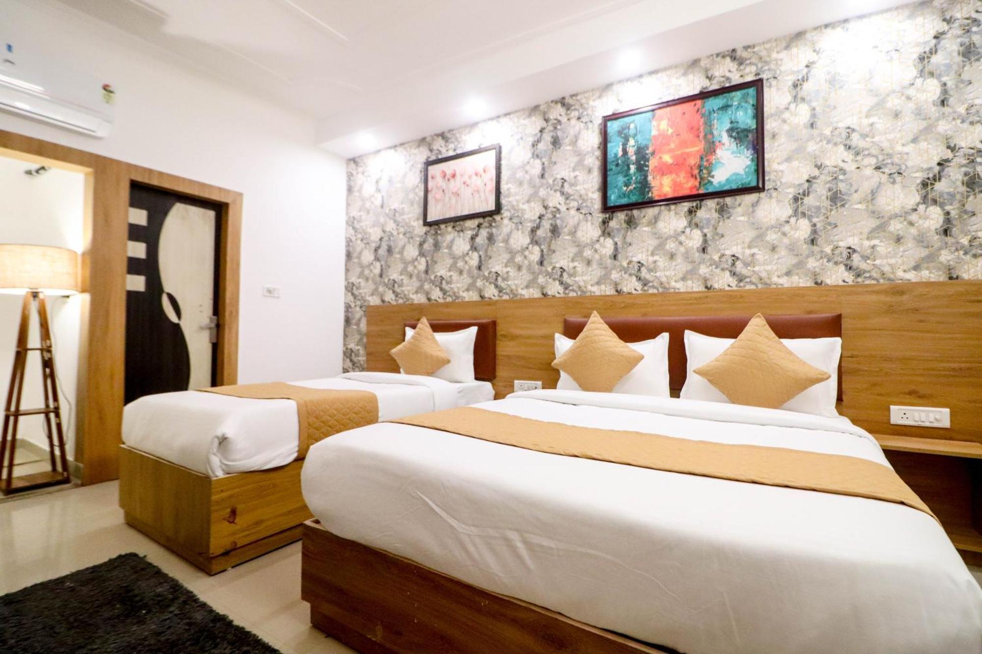 Hotel Stay Villa Delhi Airport นิวเดลี ภายนอก รูปภาพ