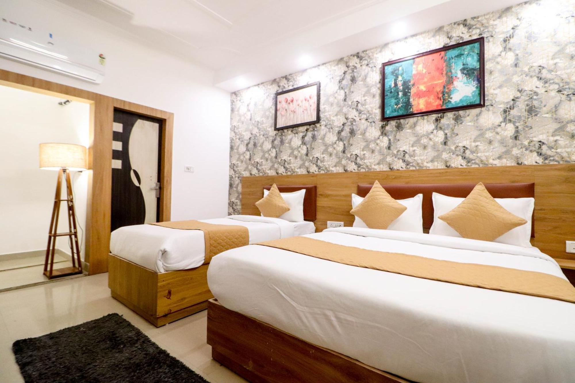 Hotel Stay Villa Delhi Airport นิวเดลี ภายนอก รูปภาพ